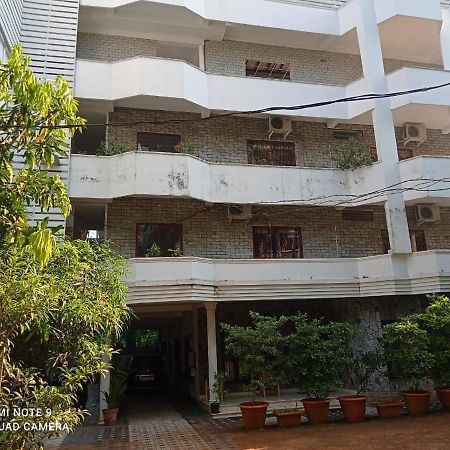 Heaven Gardens Hotel Kochi Ngoại thất bức ảnh