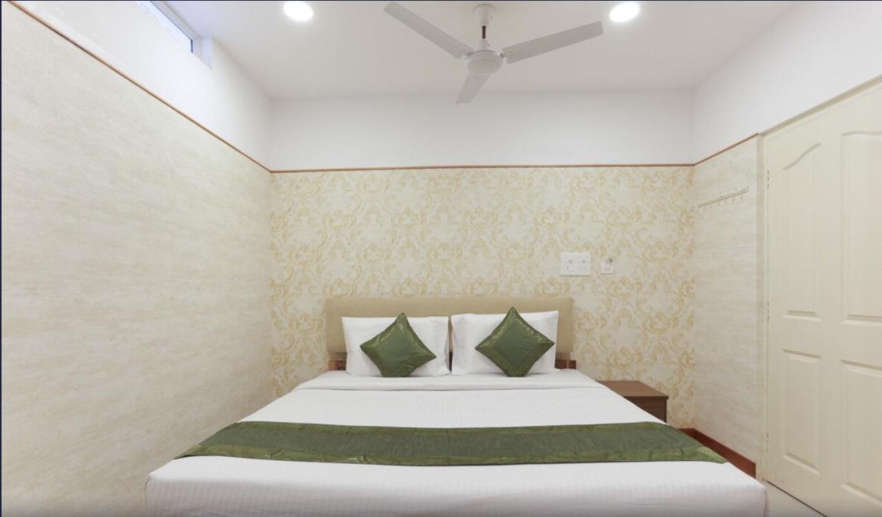 Heaven Gardens Hotel Kochi Ngoại thất bức ảnh